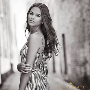 Meet your Posher, Abby